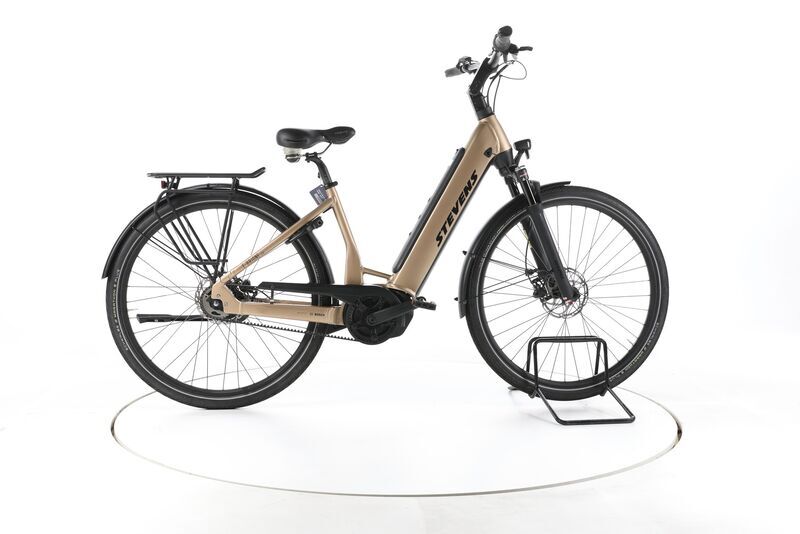 Stevens E-Brione Luxe gen.1 2024 | béžová | 28" | 46 cm | 500 - 3000 km, image 1 of 5