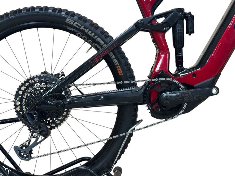 Stevens E-Inception ED 8.7.1 GTF (2022) | Trapez | rot | 29/27.5" | 2000 - 3000 km 3