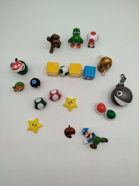 Super Mario Adventskalender Figuren Set von 20 | mehrfarbig 1