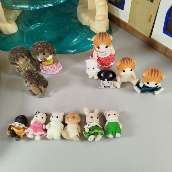 Sylvanian Families Set - Inselhaus 5229, Leuchtturm 5267, Kreuzer 5206 | mehrfarbig 2