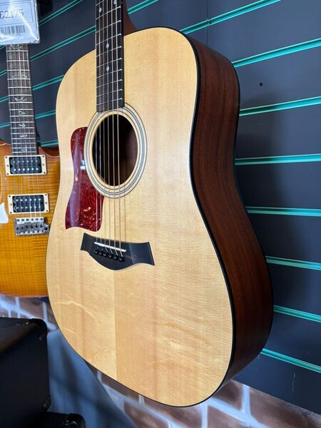 Taylor 110 Natural 2004 Left-Handed Acoustic Guitar | Natural, image 5 of 5