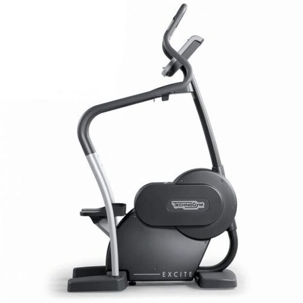 Technogym 700i New Step Excite+ | черно/сребристо 2