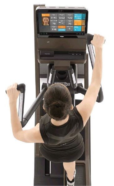 Technogym Artis Unity Synchro | черно/кафяво 3