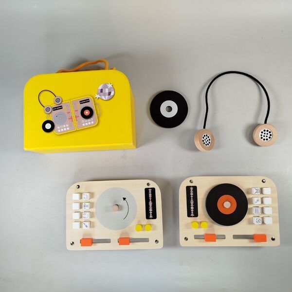 Tender Leaf Toys Spielzeugset - Detektiv & DJ Koffer | mehrfarbig 3