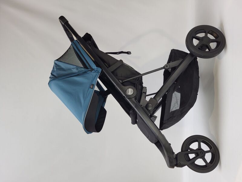 Thule Urban Glide stroller | black/blue, image 3 of 5