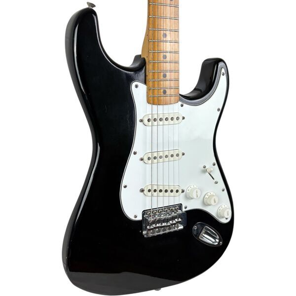 Tokai Silver Star Stratocaster 1982 - Black | black, image 1 of 3