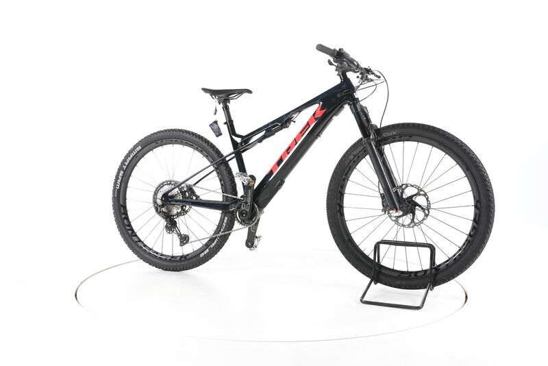 Trek E-Caliber 9.8 XT 2022 | black | 29" | L | < 500 km, image 1 of 4
