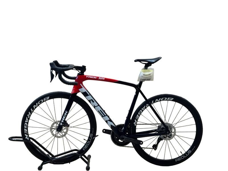 Trek Emonda SLR 7 2023 | black | 28" | 56 cm, image 2 of 5