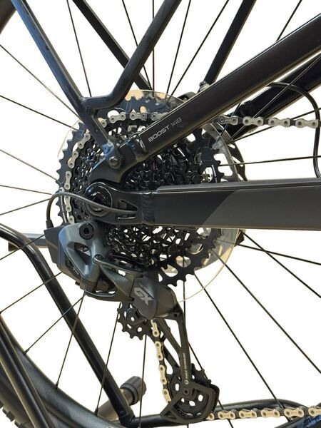 Trek Powerfly FS 9 EQ Gen 3 | black | 27.5" | S | < 500 km, image 3 of 4
