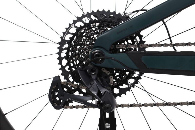 Trek Slash 9.8 (2023) | Diamant | grün | 29" | L 5