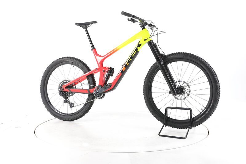 Trek Slash 9.8 2024 | rød | 29" | 50 cm, image 2 of 5