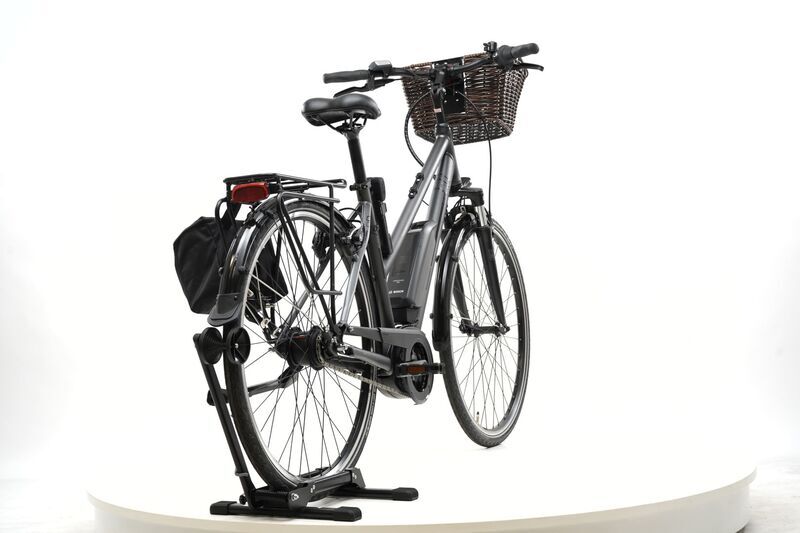 Triumph E-Cloud Plus 4 (2022) | Step-Through | black | 28" | 50 cm | < 100 km 3