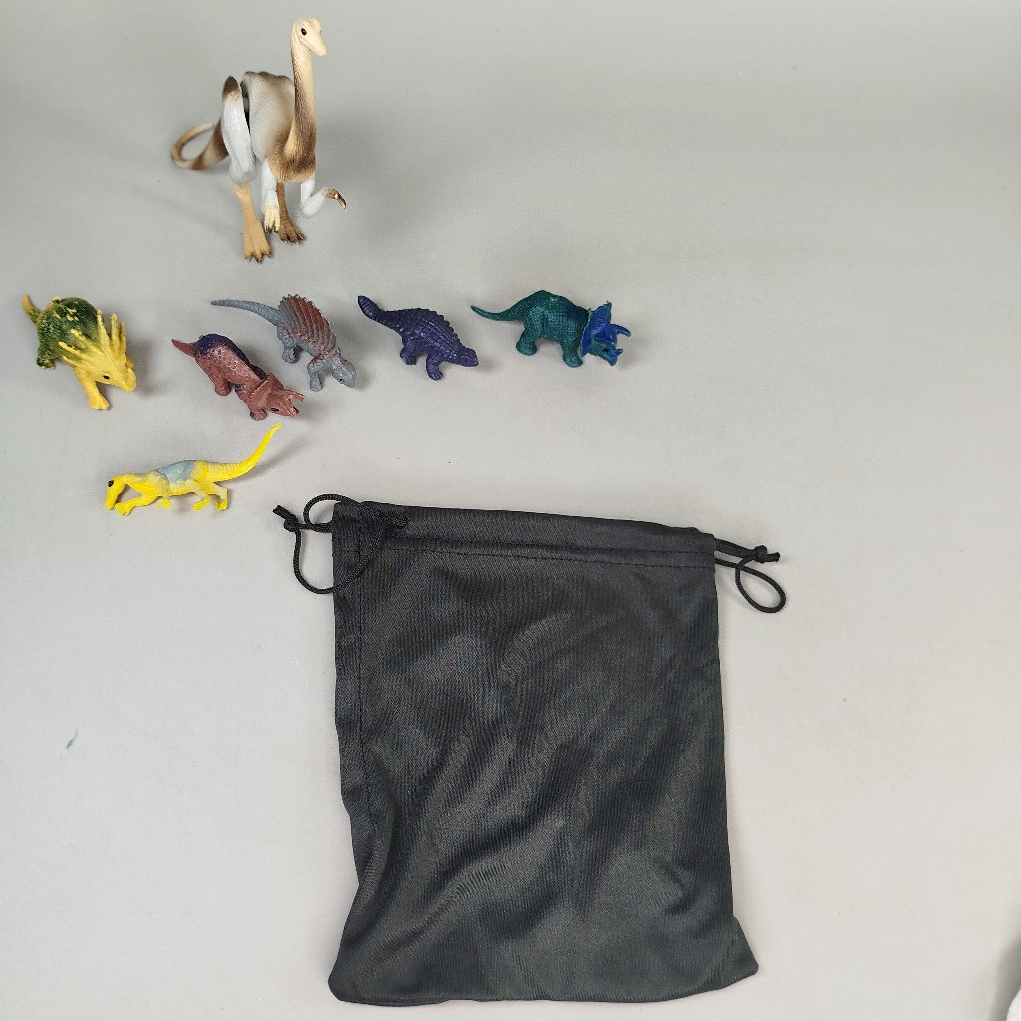 TYCO Bundle Dino Riders Set von 7 Dinosaurier Figurene