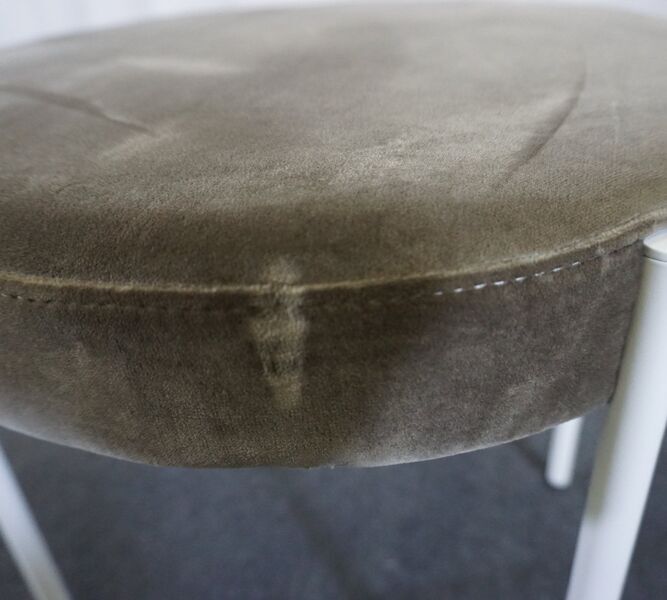 Verner Panton Series 430 stool velvet Taupe | Taupe, image 4 of 4