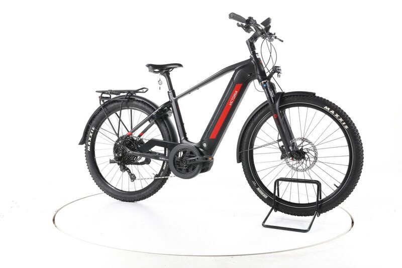 Victoria Avyon 10 2023 | černá | 27,5" | 48 cm | 500 - 3000 km, image 2 of 5
