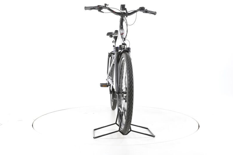 Victoria TRESALO 15 2023 | argent | 28" | 48 cm | < 500 km, image 3 of 4