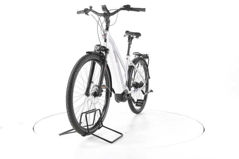 Victoria TRESALO 15 2023 | argent | 28" | 48 cm | < 500 km, image 4 of 4