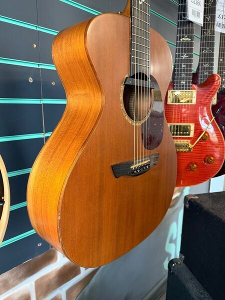 Vintage Gordon Giltrap VE3000MGG Natural Satin Electro Acoustic Guitar | Natural Satin, image 3 of 5