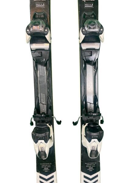 Völkl Racetiger SC Limited (2021/2022) | black/white | 158 cm | 13 m 3