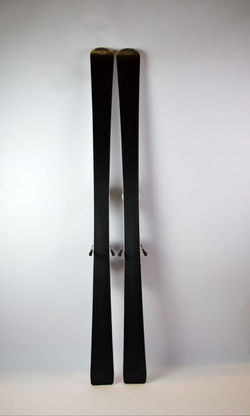Völkl Flair SC (2019) | weiß | 158 cm | 14 m | vMotion 3 2