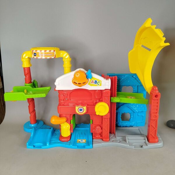 VTech Bundle Tut Tut Baby Flitzer Feuerwehr & Polizei Spielset mit Feuerwehrstation & Baukrane | multicolored, image 3 of 4