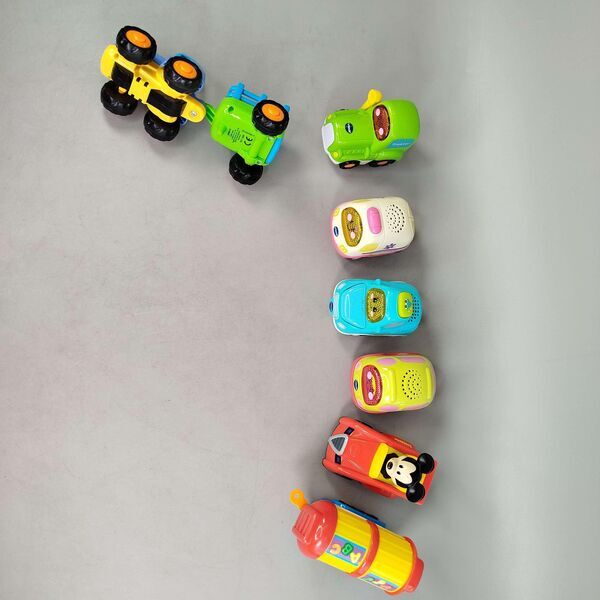 VTech Bundle Tut Tut Baby Flitzer 7x Fahrzeuge mit Traktor, Abschleppwagen & Tankwagen | multicolored, image 2 of 2