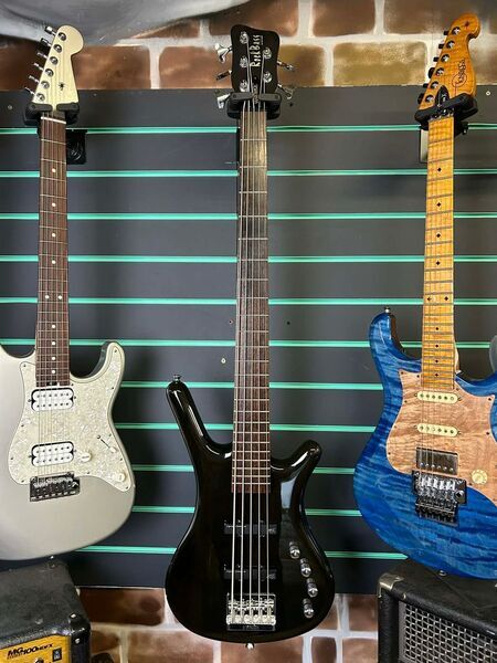 Warwick RockBass Corvette Trans Black 5-String Electric Bass | Trans Black, image 2 of 5