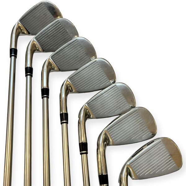 Wilson D9 Iron Set | Ladies | right-hand | 6-SW + GW 4