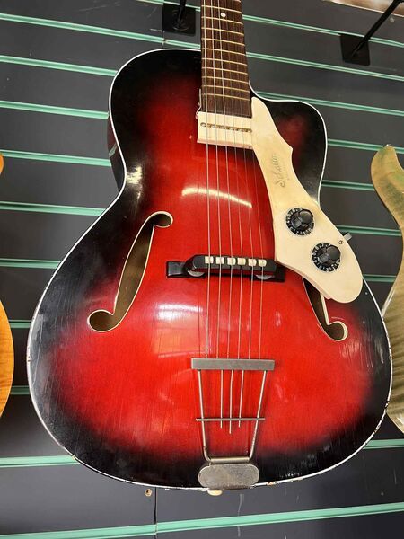 Wolfgang Huttl Archtop Red Burst Hollow-Body Archtop Vintage Electric Guitar | Burst Vintage, image 3 of 5