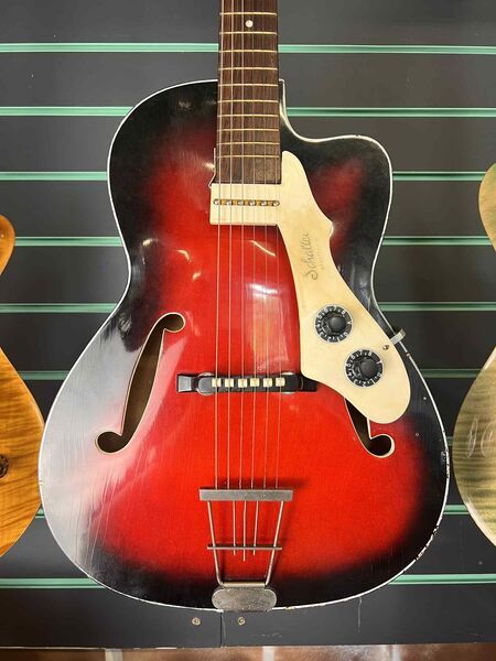 Wolfgang Huttl Archtop Red Burst Hollow-Body Archtop Vintage Electric Guitar | Burst Vintage, image 4 of 5