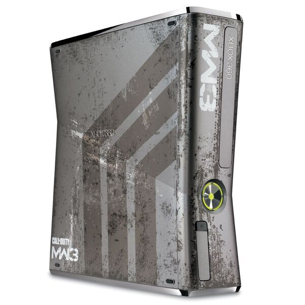 Xbox 360 Slim | 250 GB | Call of Duty: Modern Warfare 3 -versio | 1 ohjain, image 2 of 5