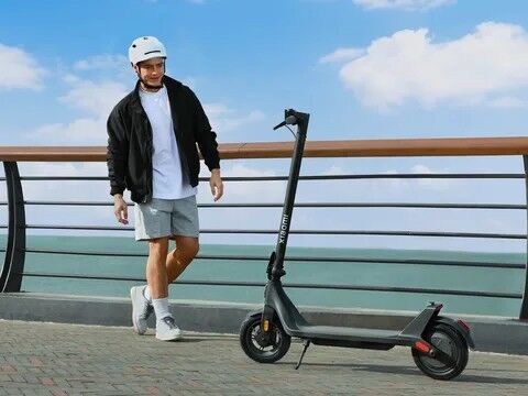 Xiaomi 4 Lite 2nd Gen E-Scooter | schwarz | 20 km/h 2