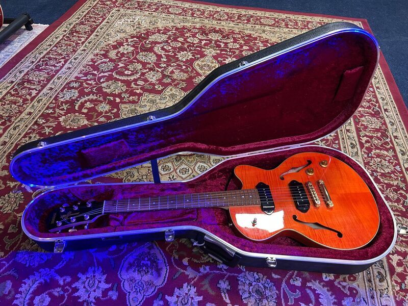 Yamaha AEX502 Semi-Hollow Electric | Original, image 4 of 5