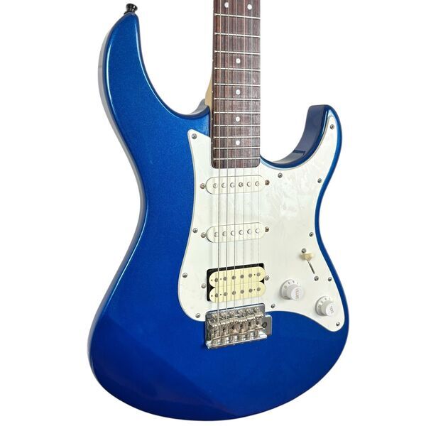 Yamaha Pacifica PAC-012 2017 - Dark Blue Metallic | blue metallic, image 2 of 5
