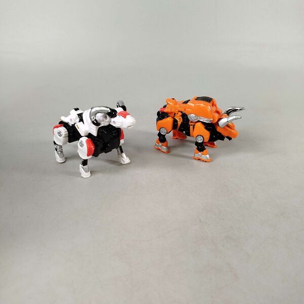 Young Toys Inc. Bundle Metalions Set von 3 Actionfiguren & Roboter-Bullee | mehrfarbig, image 4 of 4