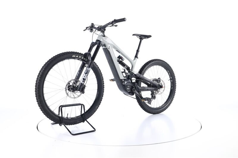 YT Decoy Shred (2020) | Diamant | hellgrau | 29/27.5" | S | 100 - 500 km 5