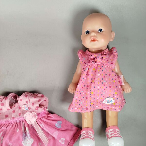 Zapf Creation Bundle Baby born 2x Puppen & Kleidunge | mehrfarbig, image 2 of 3