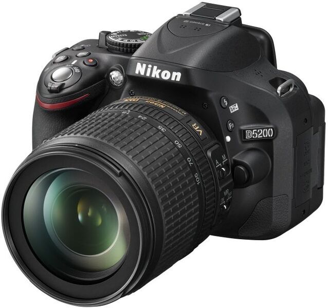 Nikon D5200 | Nikon AF-S VR DX 18-105 mm