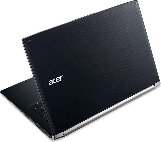 Acer Aspire V15 Nitro | i7-13620H | 15.6" | 16 GB | 120 GB SSD | Win 11 Pro | IT 3