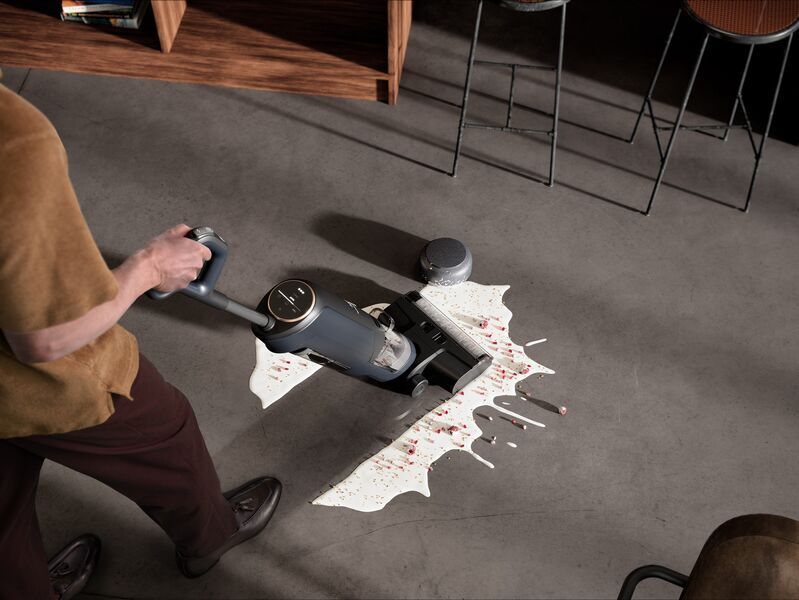 AEG AW81U3DB ULTIMATE 8000 Wet&Dry Akku-Staubsauger | grau 5