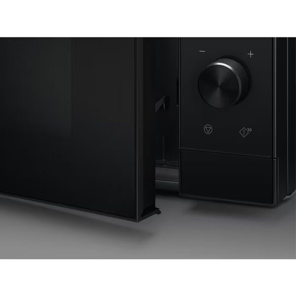 AEG MFB252DB Micro-ondes avec grill | noir 3