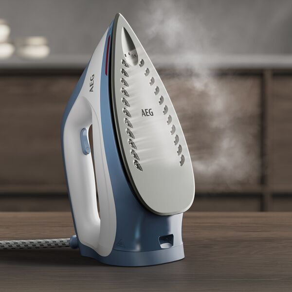 AEG ST5-1-2DB Gentle 5000 Dampfbügelstation | weiß/blau 3