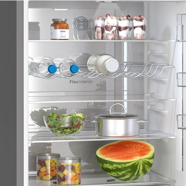 Bosch KGN49LBCF Refrigerator/freezer combination | black, image 2 of 5