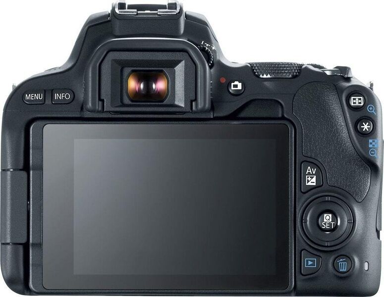 Canon EOS 200D | czarny | EFS 18-55 mm 2
