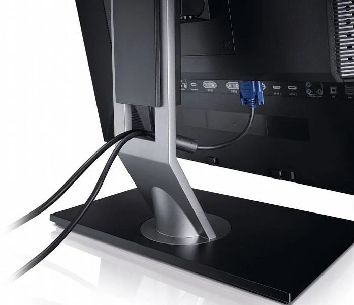 Dell UltraSharp U3011 | 30" | with stand | black 2