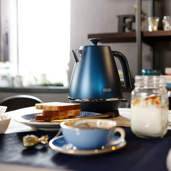 De'Longhi KBI 2001.BL Distinta Flair Ketel | blauw 3