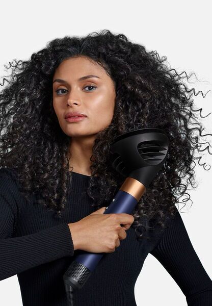 Dyson Airwrap i.d.™ Curly+Coily Multi-Haarstyler | nachtblau/kupfer, image 2 of 5