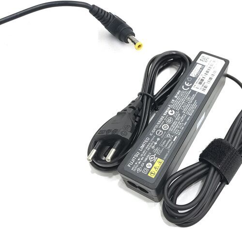 Som Ny: Fujitsu ADP-65JH ABZ Strömförsörjningsenhet | svart | 65 W