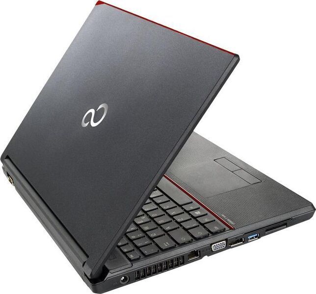 Fujitsu Lifebook E557 | i5-7200U | 15.6" | 8 GB | 256 GB SSD | Webkamera | DVD-RW | Win 10 Pro | BE 2