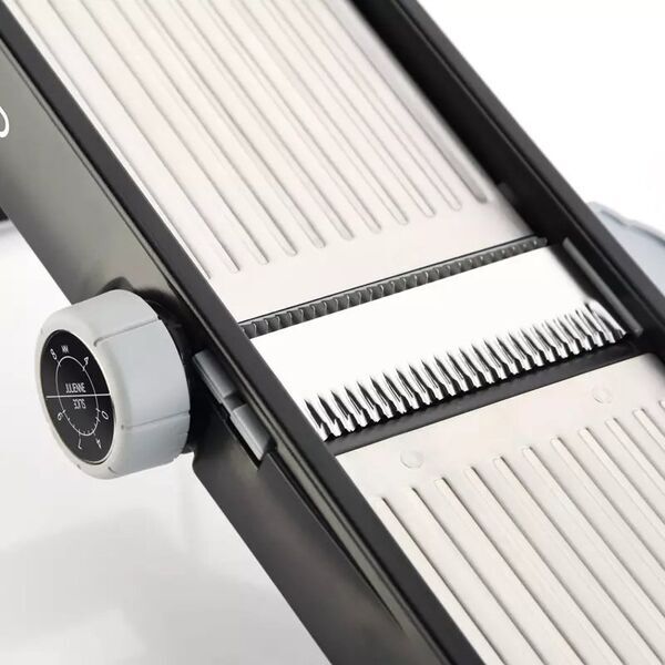 GSD Professional mandolin with stainless steel elements | black/silver 3